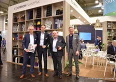 The team of Desch Plantpak. Kees Waque (on the left) is holding the new Color Your Story autumn/winter 2020-2021 magazine which they promoted at the show on top of their broad assortment of pots, trays and containers which keeps on growing. Many of the lines are expanded with new colors.