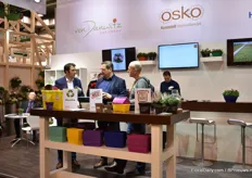 Ralf Ostkotte (on the left) of Osko talking with visitors.
