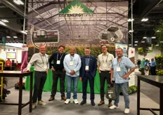 There are some familiar faces at Total Energy Group! Denis van Alphen, Arthur Kroon, Johan van den Beukel, Peter Stuyt, new colleague James Whalen and Arie Luiten are present. "The first day was visited well. It was slightly slower than usual, but our overall feeling is very positive."