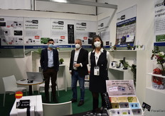 Mariagrazia Masulli ready to show visitors the Ermes price tags for plants.