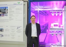 Michael Kespe (Rhenac) in front of his Phyto container.