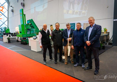 Yvan Tchakarov, Chief Horticulture Officer with Metrolina Greenhouses, and Mark Yelanich with Metrolina visited Lars Jensen and David Dobos with Blackmore, and Bent Rahbek with Schur, to see the new paper pot potting machine and the plastic free printing solution for the retail sleeve.