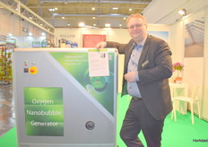 Timo Kantola with the Oxygen Nanobubble Generator, who also introduced a whole new version of the machine.
