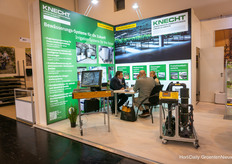 At Knecht's, there was good chatter