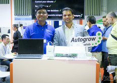 AutoGrow by BlueLab provides automation solutions that can be applied on smaller scale to more larger complex solutions. It comes with integrated software solutions that take ranges of measurements, including water, cocopeat, substrate and coco coir and soil, measuring moisture, AC, temperature and PH. 