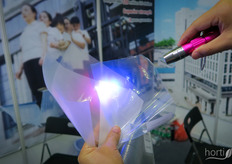 LuGuan Plastic Film produces plastic films for greenhouse construction. The company has a new product of foil that reflects different colours from the lighting spectrum. Together with the correct lighting this will improve the plant growth results, like artificial lighting.