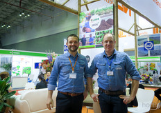 Legro is the group company, and at Hortex the company is present with two brands: Legro and Seda. Legro is substrate mixes for, among other products, soft fruits. Seda is a brand for vegetable seedling substrates. First exploration of the Vietnamese market. Seda products are made in Lithuania.  On the photo are Michaël Vandevoorde and Sanders Steinmann.