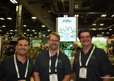 Freeman Agnew, Josh DeVries, Don Willis with Jiffy. Read here more about how to overcome growing media chalanges.