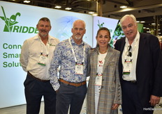 Ridder Team in the middle Marcel Vyverberg and Norma Wohlman with V-Maxx