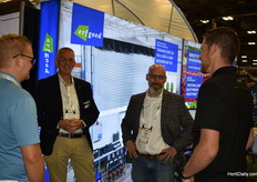 Cor Bremmer and Jack Ford from ErfGoed are having a nice chat