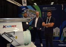 Van der Ende Group,AiRMIX, controlled ventilation/circulation system.Abe Wiebe UF Eniversal, Jeroen de Wit vabn der Ende and Randy Redekop 