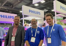 Josh, Ray and Jake Houweling, Father and sons al exhibiting at the show. Josh with ET Grow for the other two, just look at their shirts.