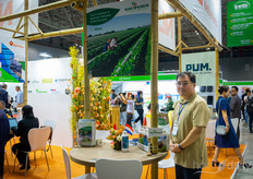 Taeyoung Kwak with Van Iperen International