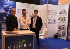 Vincenzo Russo, Stefano Liparace and Riccardo Russo (VIFRA). Have everything on Fogg systems.