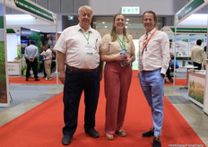 William Kuijpers of Delflandasia, Mirjam Boekestijn with Durtch Greenhouse Delta and Robert van der Kamp with Big Dutchman