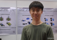 Manfred Zhang with Zhisheng