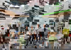 Alastair McLean, Laurene How, Au Hon Le of Powerplants and Manuel Madani and Jack Pomyen with Priva