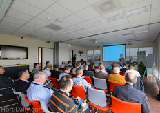 Ronald Valke from Haifa North West Europed welcomed everybody at the research centre.