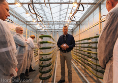 Wim Voogt from Wageningen UR gave a brief introduction on the trial. Inside the trial setting there are 'artificial algae rivers'