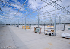 During our visit, Dutch greenhouse builder Prins Group was busy with constructing the recent 3 acre expansion.