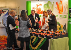 In between the conference program the participants had the opportunity to network at the trade show floor. The seed houses took advantage of this and showed their varieties for the UK market;specialties, cocktail, snacking and baby plum.