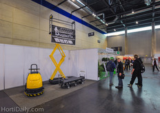 It was a bit silent at the booth of Bogaerts Greenhouse Logistics. They must have been very busy with projects.