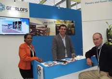 International crew at Geerlofs' booth