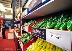 Unlike in Europe, new introductions directly get a name in Mexico. By doing this farmers can easily remember a new variety they like, because a name is more convenient to remember then a number.