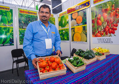 Guadalupe Lopez Magdaleno from United Genetics.