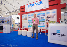 Bastian Liaudois from French greenhouse builder Richel. Richel is a popular builder in Mexico.