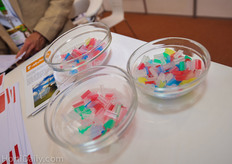 Colorful grafting clips from Royal Brinkman.