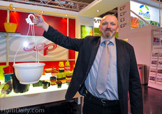 Michael Ortmann from CEP with a new hanging basket.