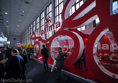 LaPalma is the largest snacking tomato grower in the world