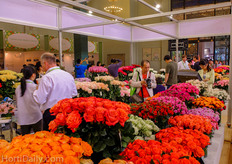 Cut flowers from Royal Flowers