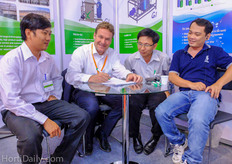 Also Arjen Janmaat of Hortimax was too busy for a picture, as he had many interest in the Fertimix Go! Unit.