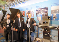 Guustaaf Hoekstra, Martin van den Berg and Herman van Losenoord, LET'S innovate