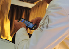 Peter Berkhout of Gavita snapped while reading a fresh edition of the HortiDaily newsletter.