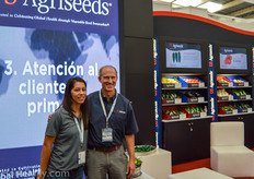 Mariel Aceves-Williams and Steve Coffey from US Agriseeds.