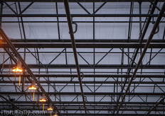 Click here to read how the Fresnell lens system works: http://www.technokas.nl/component/content/article/79.html