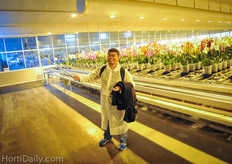 Malaysian grower Muhammad Farooq with his selfie stick.