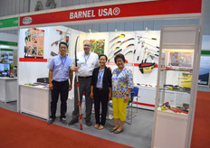 Barnel USA delivers a.o. pruners, loppers, saws, clippers and accessories for landscape, agriculture, horticulture and forestry professionals.