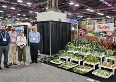 The team of Fleurizon. "We welcomed a lot of visitors and we even handed out more catalogus than 2 years ago!", Frank de Greef says. 