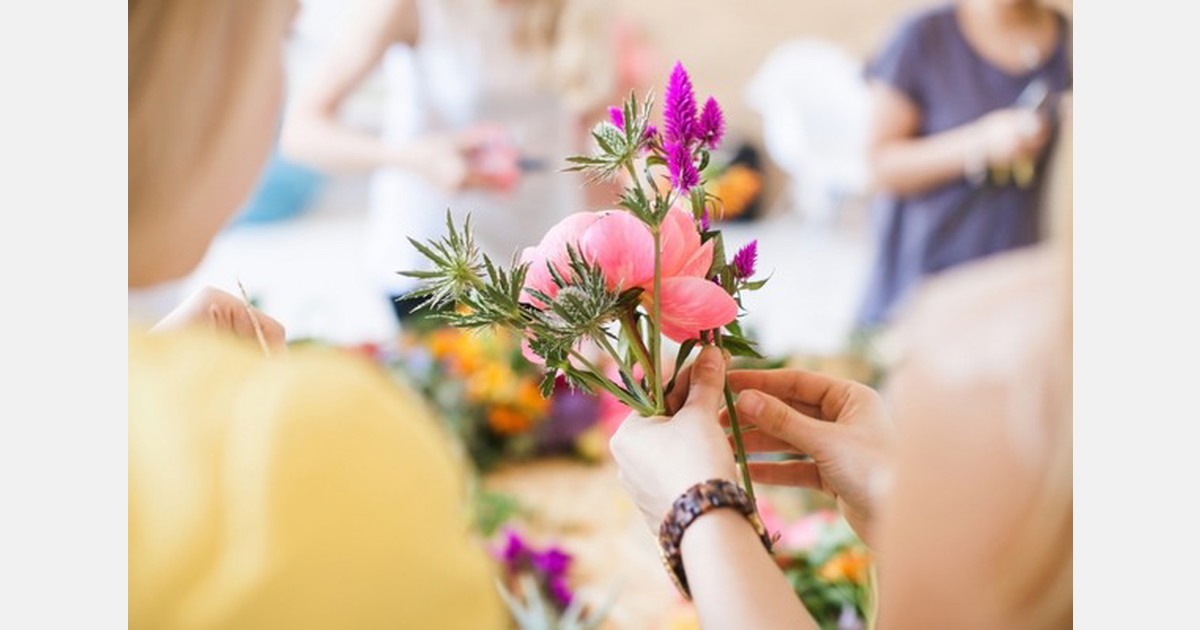 Flower shortage 20212022 what florists need to know
