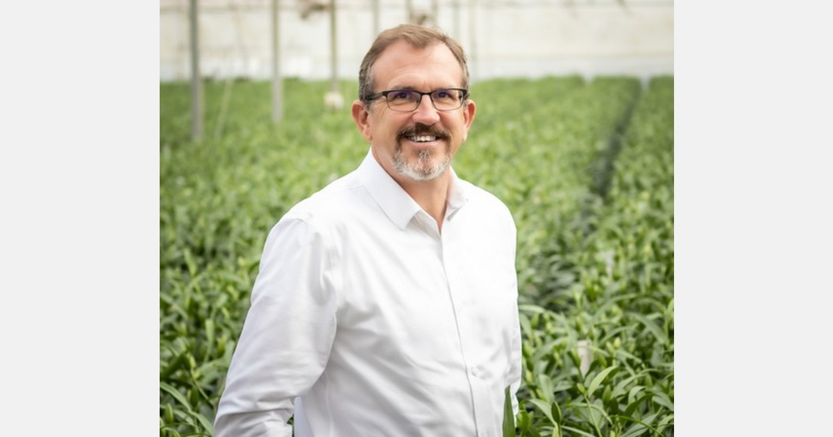 new-sales-manager-announced-at-sun-valley-floral-farms