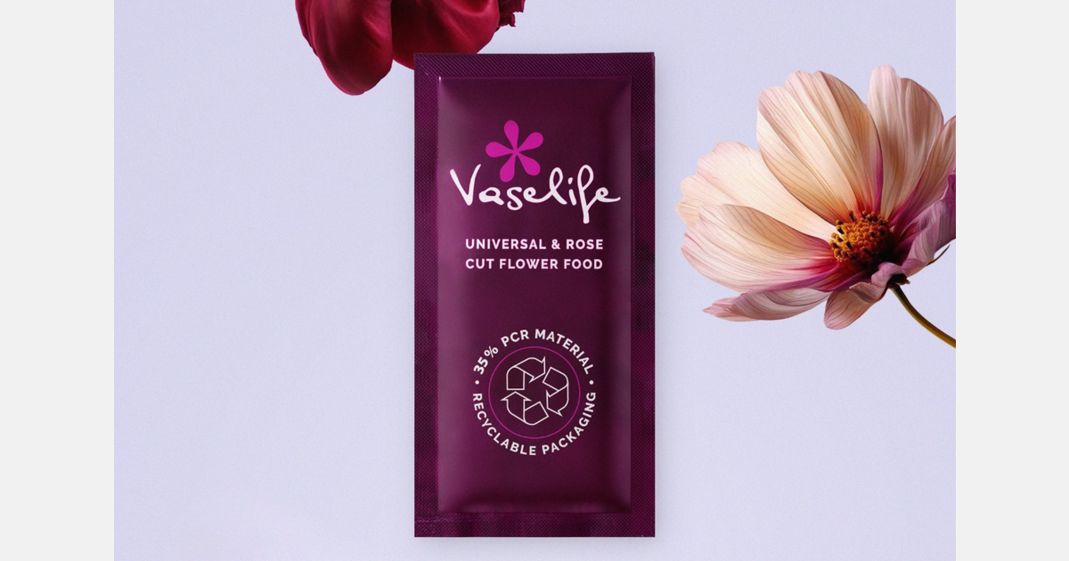 New cut flower food sachets with 35% post-consumer recycled plastic