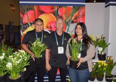 Ricky De la Sancha, Kevin OBrien and Asley Bederra with Flamingo Holland, showing beautiful Lilies