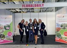 The team of FloralDaily at their booth, handing out the HortiDaily/FloralDaily Buyer's Guide! Missed it? No problem, we also have a digital version: https://www.floraldaily.com/content/buyers-guide/