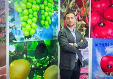 Martin Salge, Associate Director at Dalian Glorytimes Import & Trade Co.,Ltd. In recent years the company, located in the North of China, has increased its production of fruits, including apples, pears and grapes. Vietnam and the Southeast Asian market are attractive markets for it.