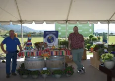 The team of Vivero International, a Mexican company specializing in the production of plant cuttings of several international breeders, at Santa Barbara Polo Club in Carpinteria. At this location, also Planthaven, Suntory, PP&L, GreenTrade, VitroFlora, Sunset PLant Collection, and Southern Living Plant Collection were presenting their products.