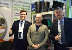 Mikhail Sinitsin, Vadim Samoylov and Dmitry Patrakov from LLC EXTRUZION, Russia Vladimir is proud to let me know that the biggest pot holds up to 900l and it’s made from PE.